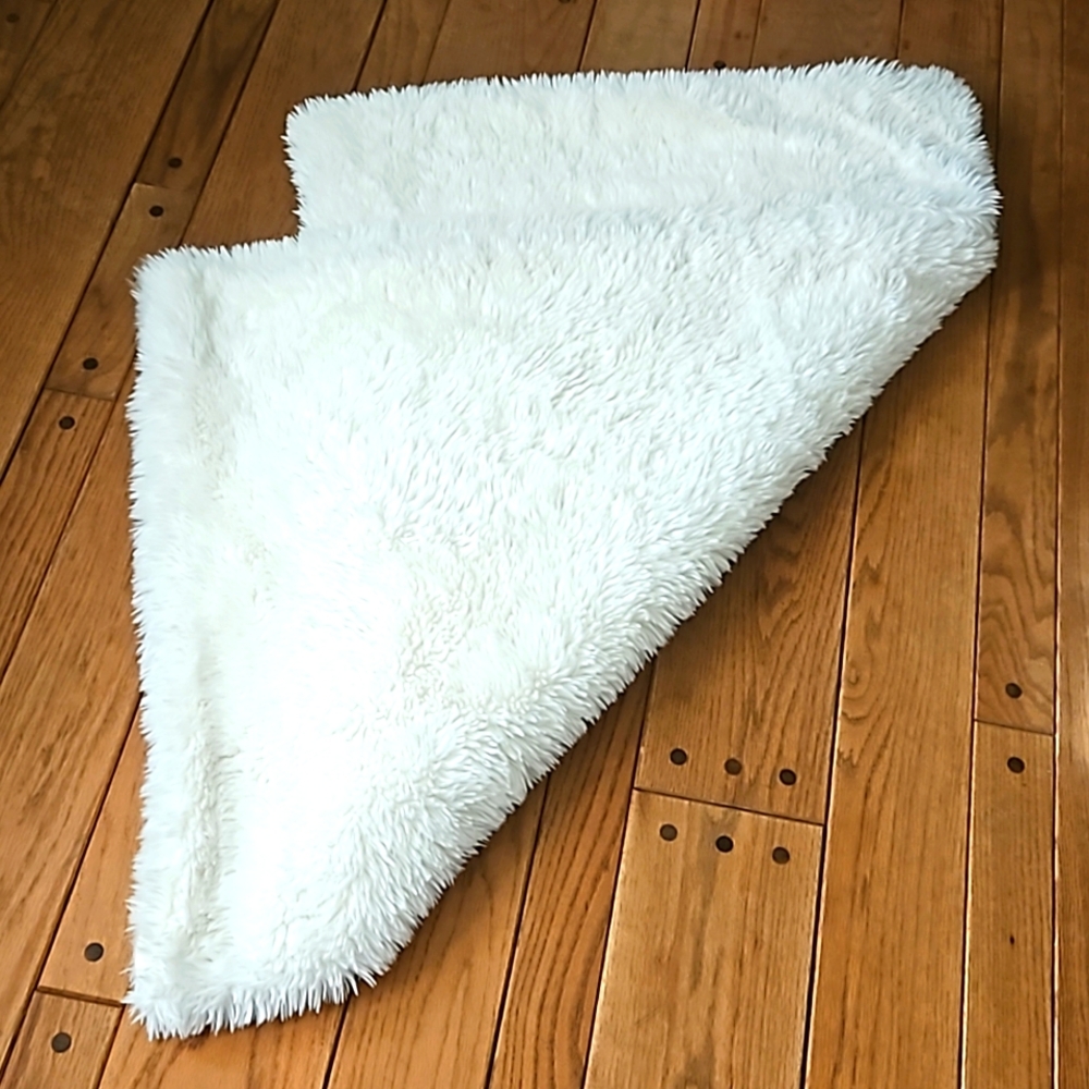 Artisan Home Faux Fur Throw Blanket